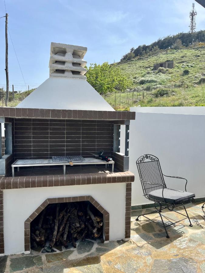 Villa Eftychia Serene Getaway With Hot Tub In A Quiet Location กิสเซมอส ภายนอก รูปภาพ