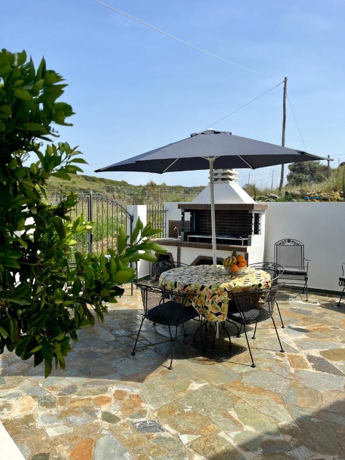 Villa Eftychia Serene Getaway With Hot Tub In A Quiet Location กิสเซมอส ภายนอก รูปภาพ